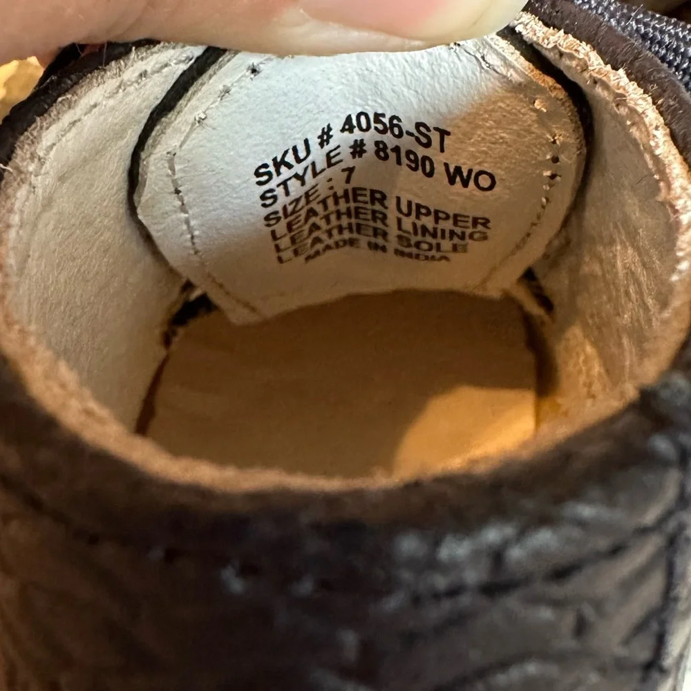 Josmo Uni-Sex Toddler Medium Width Woven Ostrich Leather Walking Shoes Size 7